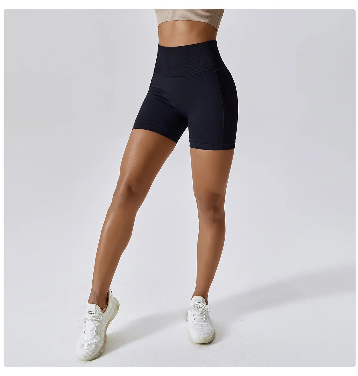 GYMBABE CurveLift Short