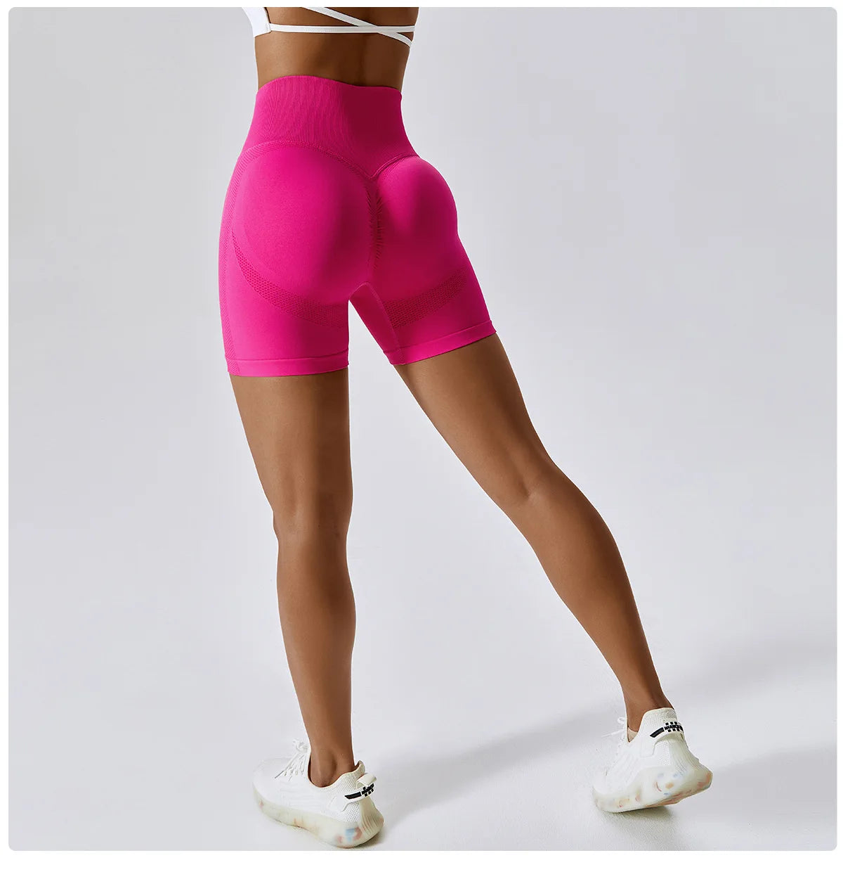 GYMBABE CurveLift Short