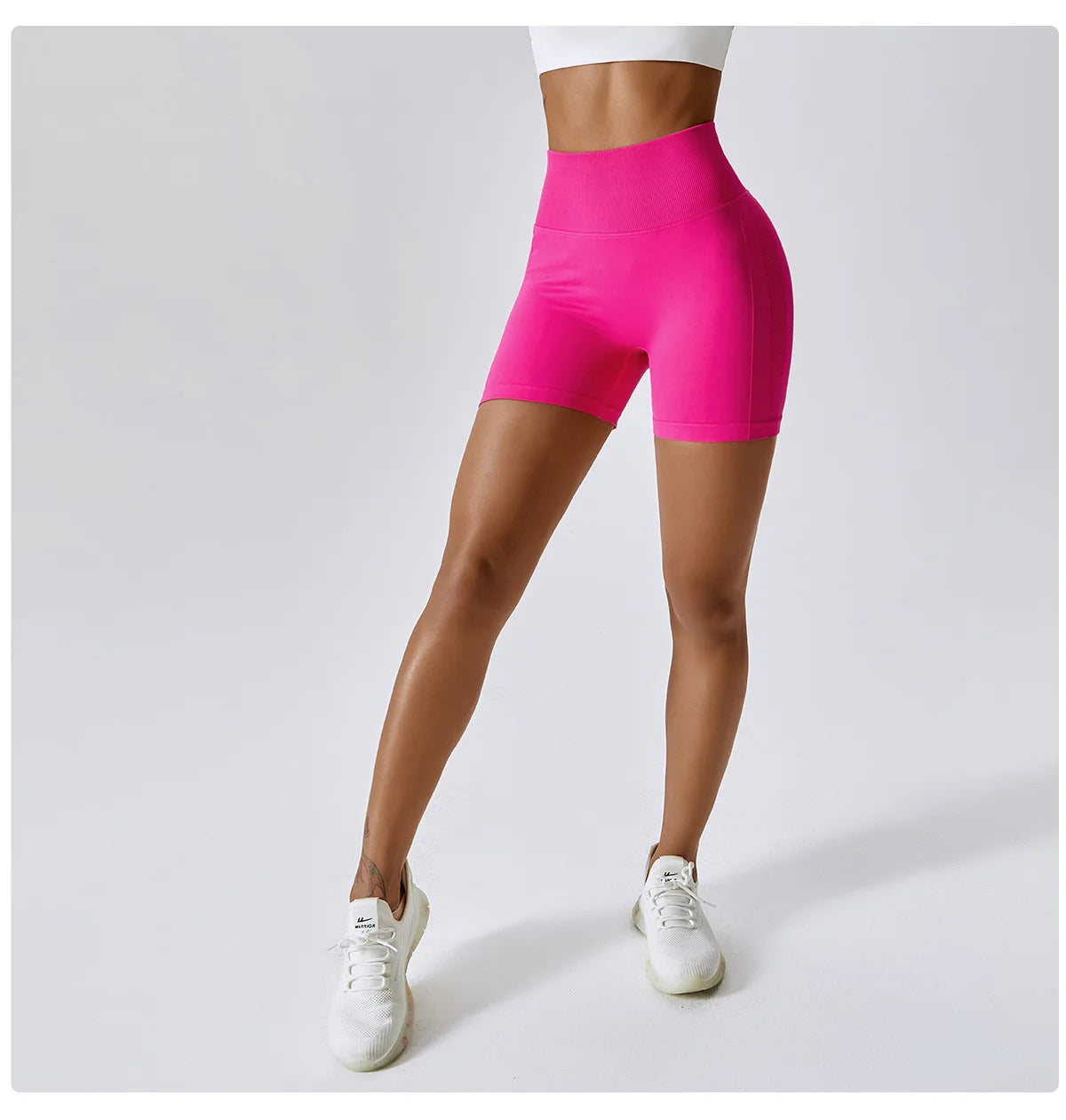 GYMBABE CurveLift Short