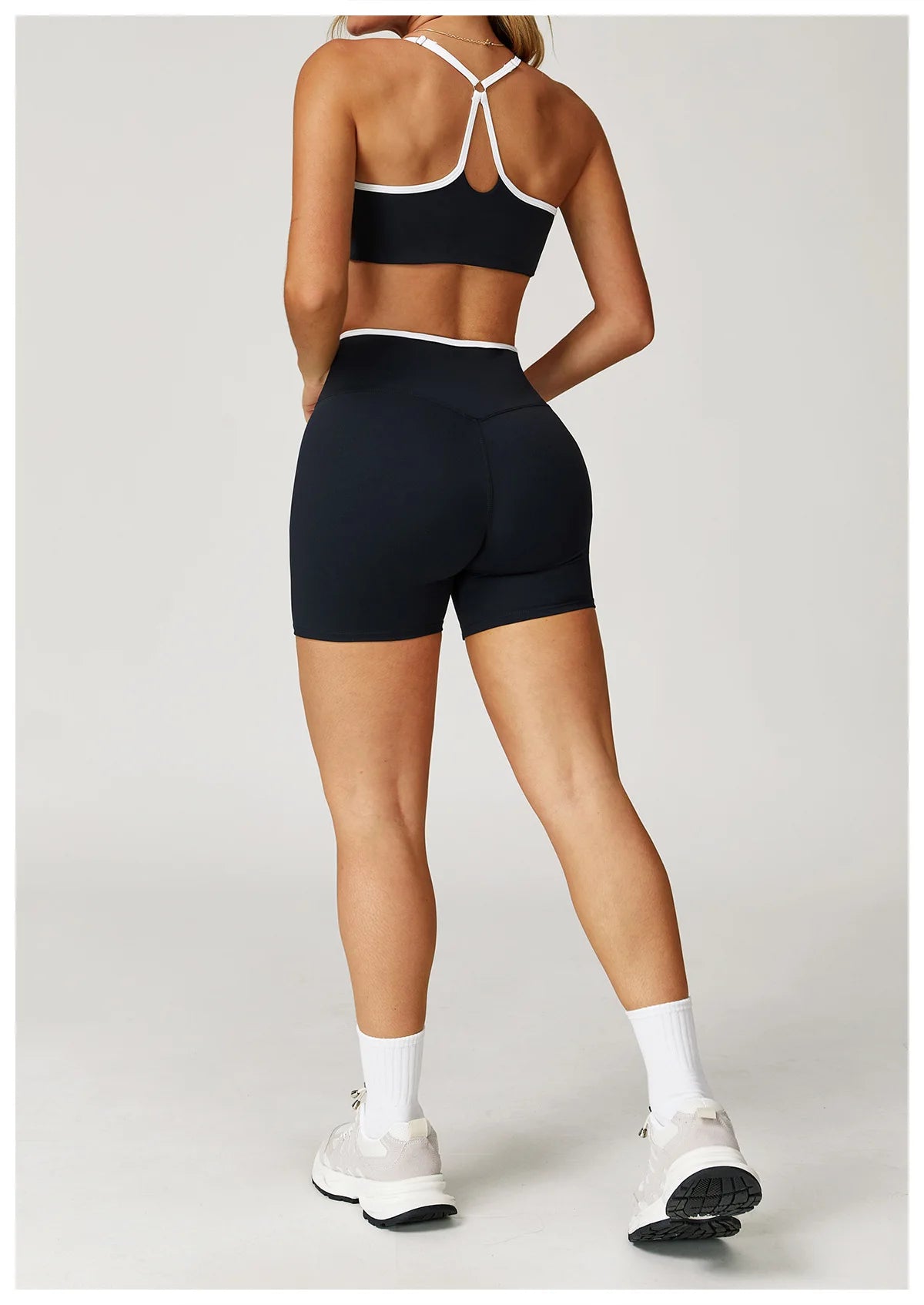 GYMBABE Contour Short Set